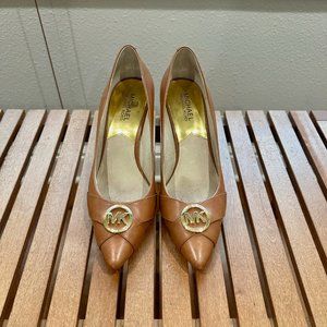 Women's Michael Kors Caroline Charm Leather Pump // Size 9